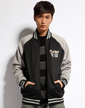 男针织外套黑哪种好 针织衫男外套牌子同款