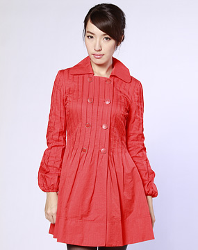 红色时尚女款风衣(3)