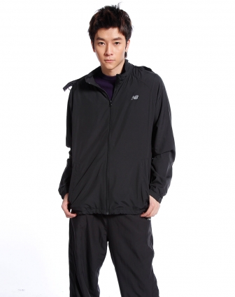 2011新款风衣_new balance 风衣(2)