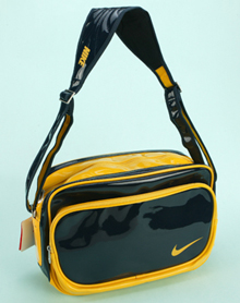 耐克NIKE中性蓝黑色PU180挎包BA2470-447