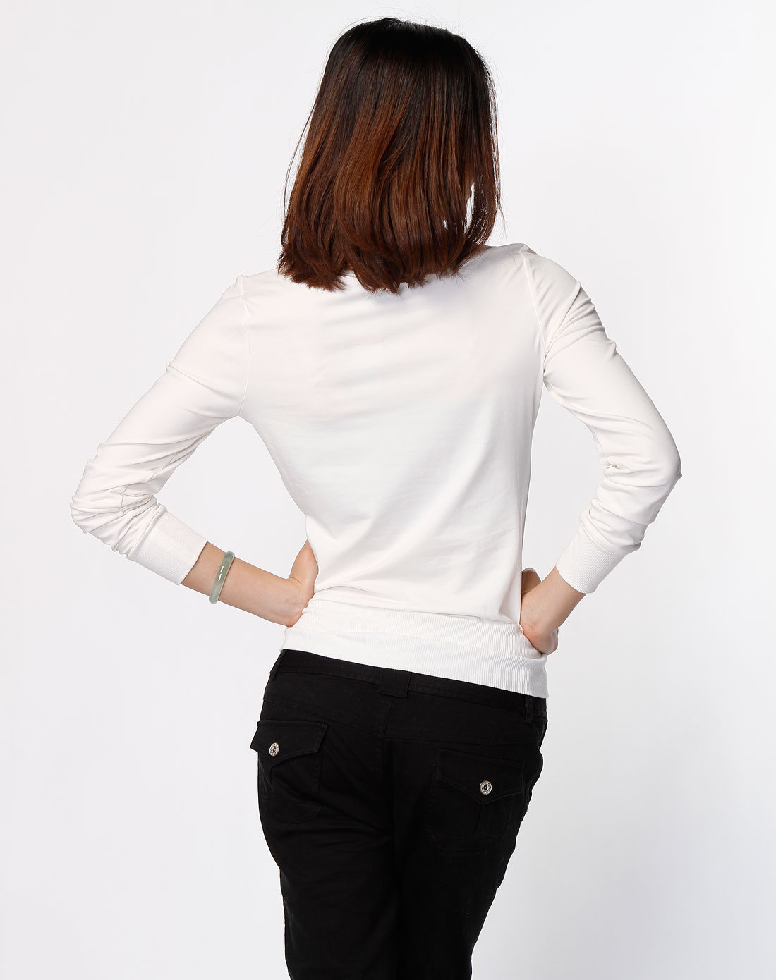 veeko漂白色圆领印字长袖t恤